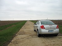 USA - Thayer IL - Old Concrete 2 Lane Route 66 (10 Apr 2009)